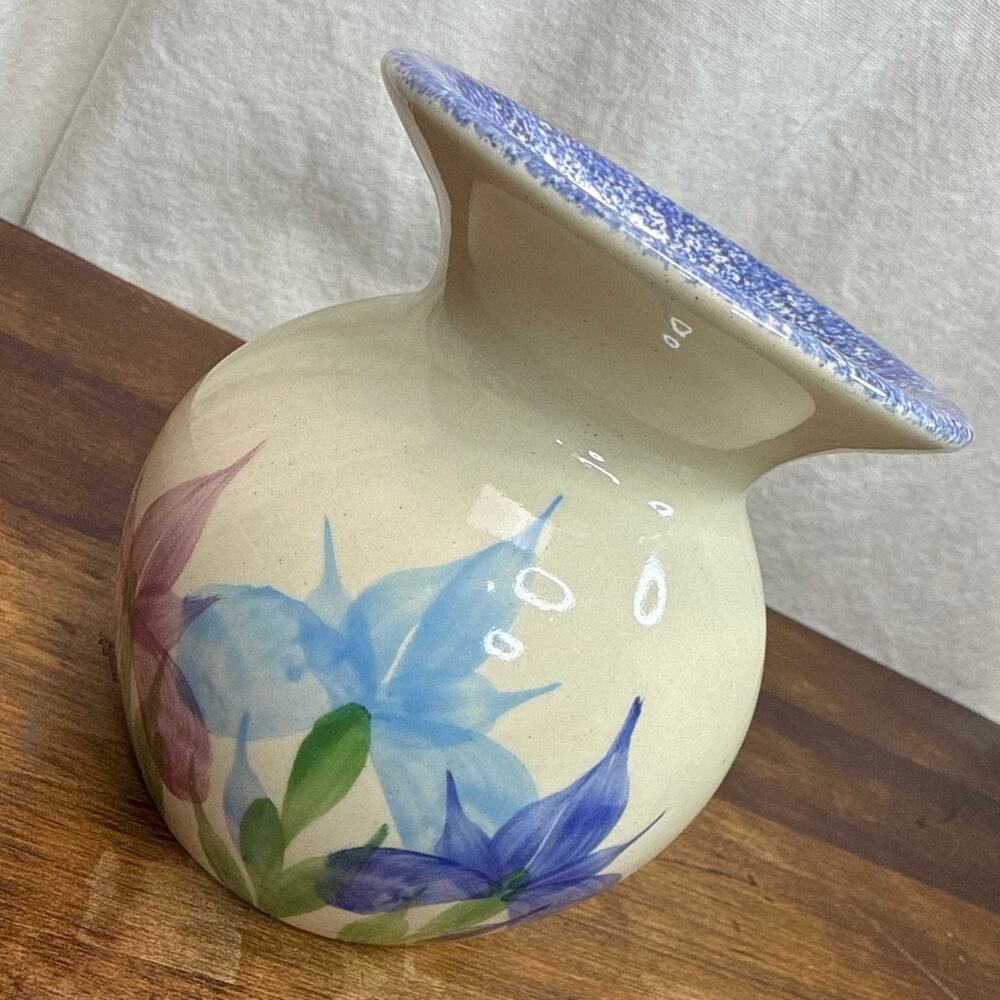 Emerson Creek Studio Art Pottery Bedford VA Iris Flower Design Tart Wax Warmer